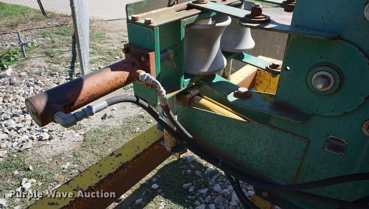 image for item DA1266 2006 Sweetwater line tamer trailer