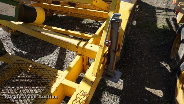 image for item DA1266 2006 Sweetwater line tamer trailer