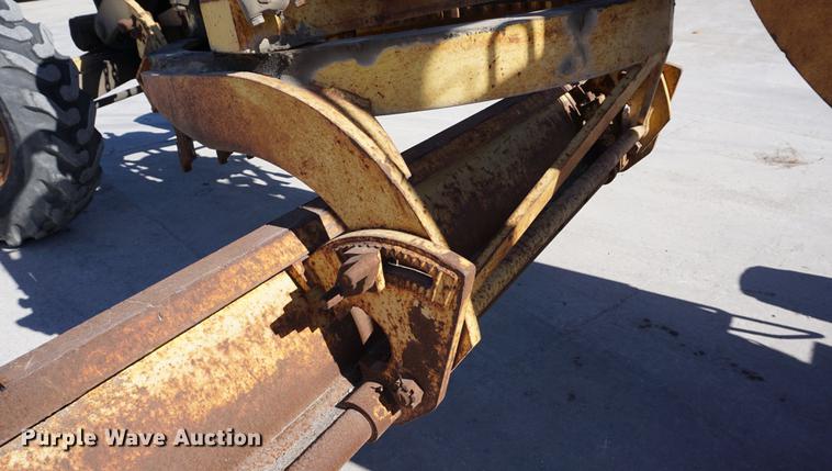 image for item DA1282 Adams 550 rigid frame motor grader