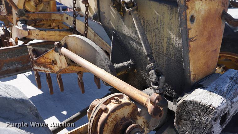 image for item DA1282 Adams 550 rigid frame motor grader