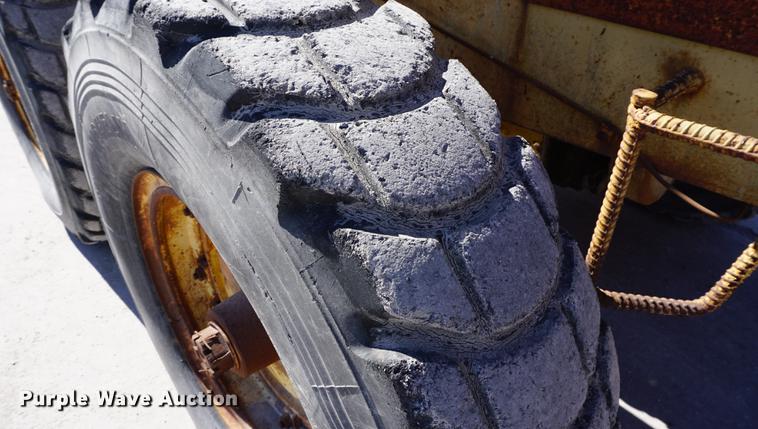 image for item DA1282 Adams 550 rigid frame motor grader