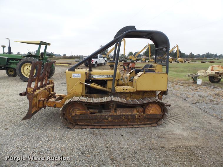 image for item DA2419 1976 John Deere 350CE dozer