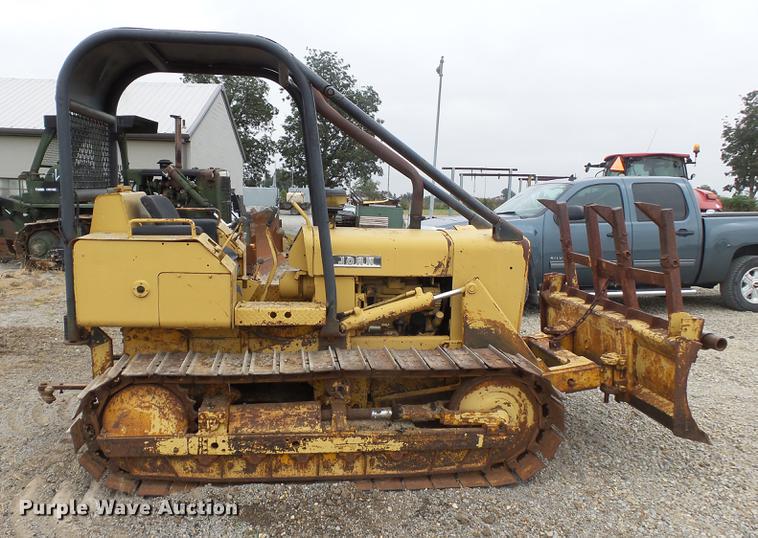image for item DA2419 1976 John Deere 350CE dozer