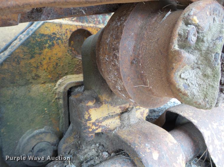 image for item DA2419 1976 John Deere 350CE dozer