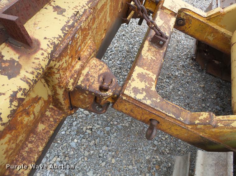 image for item DA2419 1976 John Deere 350CE dozer