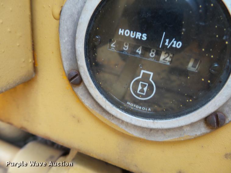 image for item DA2419 1976 John Deere 350CE dozer