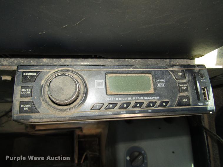 image for item DA3184 2002 Bobcat 331D compact excavator