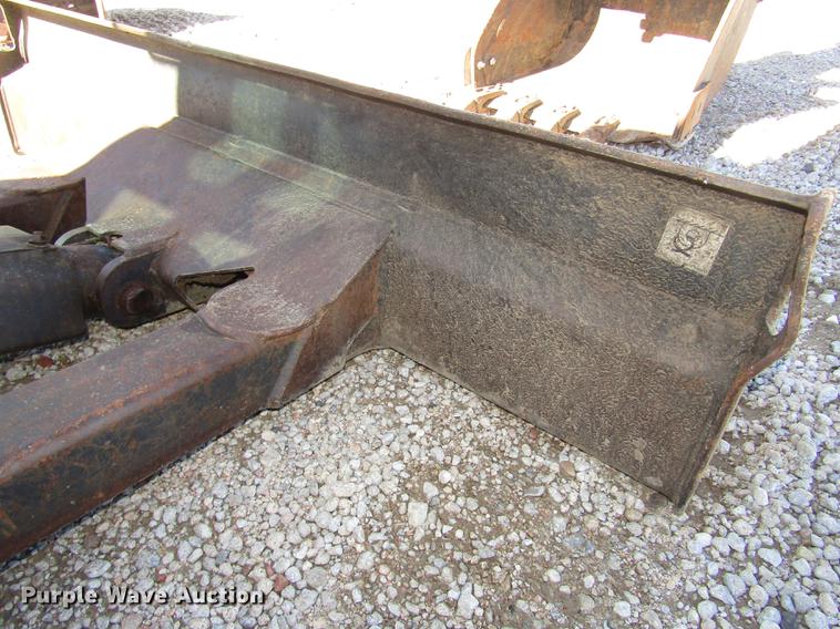 image for item DA3184 2002 Bobcat 331D compact excavator