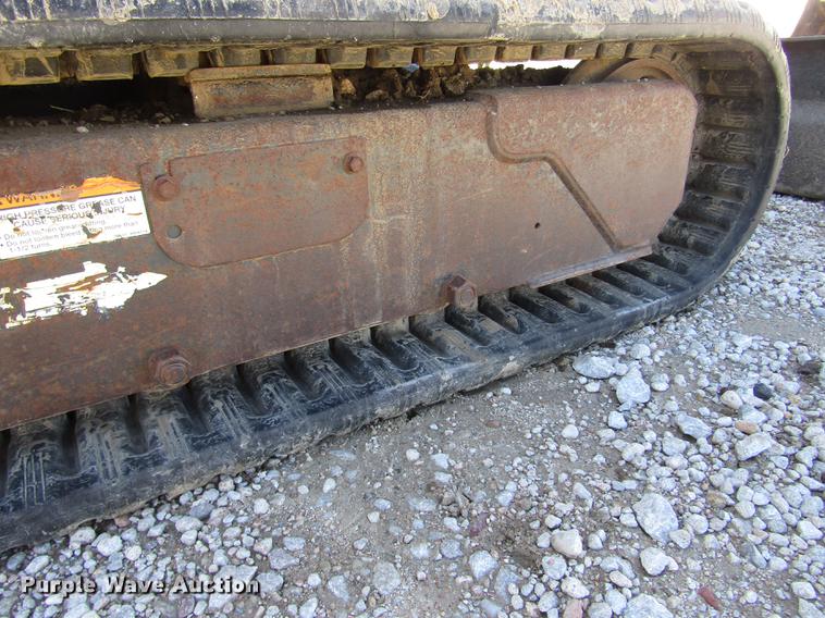 image for item DA3184 2002 Bobcat 331D compact excavator