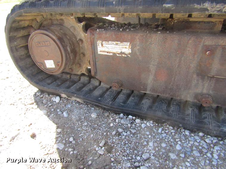 image for item DA3184 2002 Bobcat 331D compact excavator