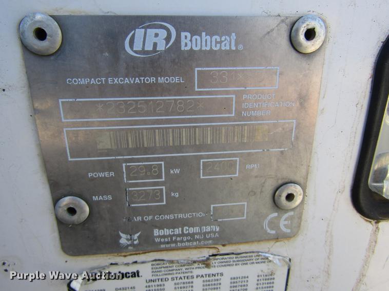 image for item DA3184 2002 Bobcat 331D compact excavator