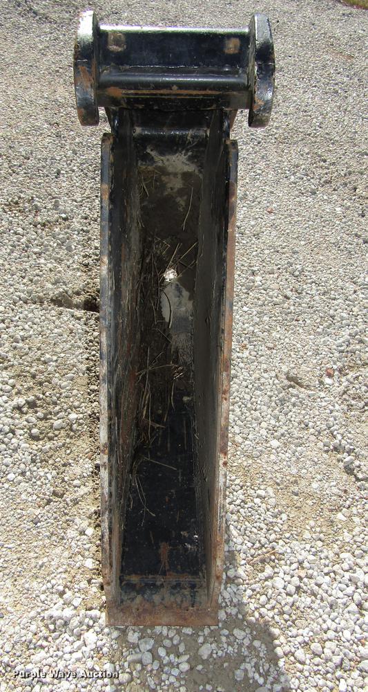 image for item DA3184 2002 Bobcat 331D compact excavator