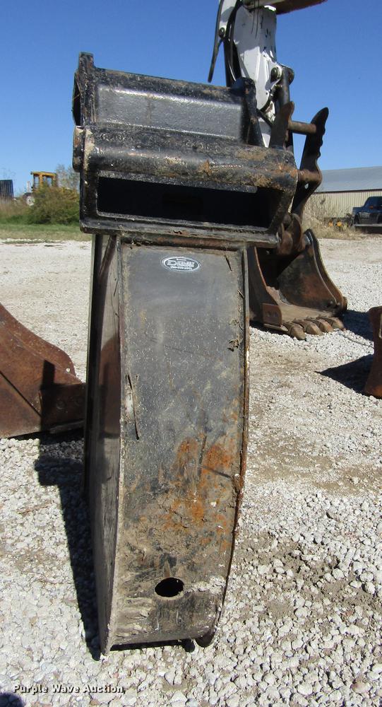 image for item DA3184 2002 Bobcat 331D compact excavator
