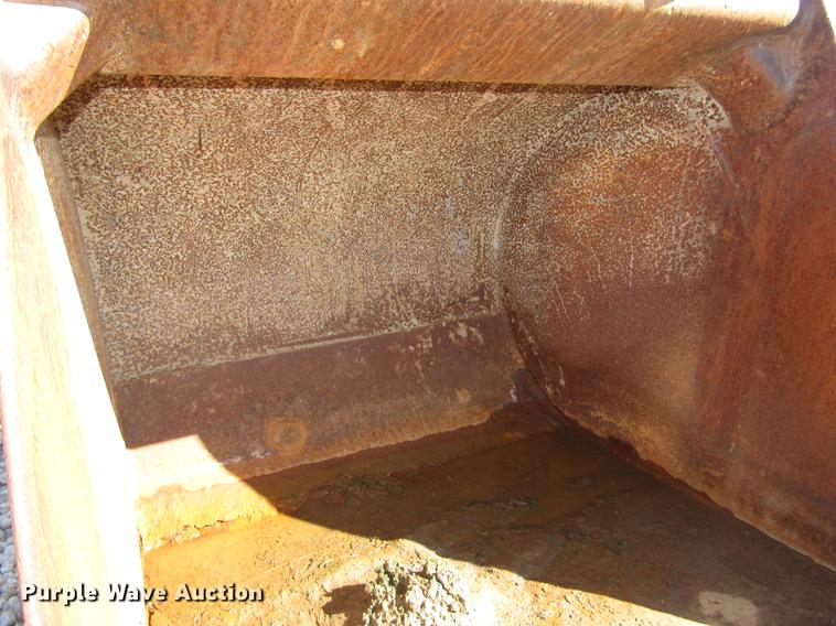 image for item DA3186 John Deere excavator bucket