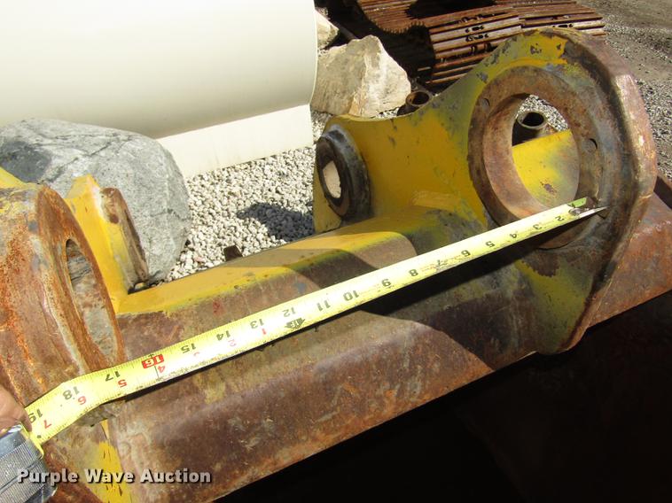 image for item DA3186 John Deere excavator bucket