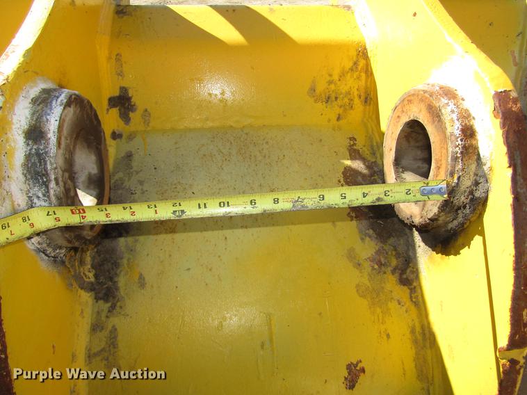 image for item DA3186 John Deere excavator bucket