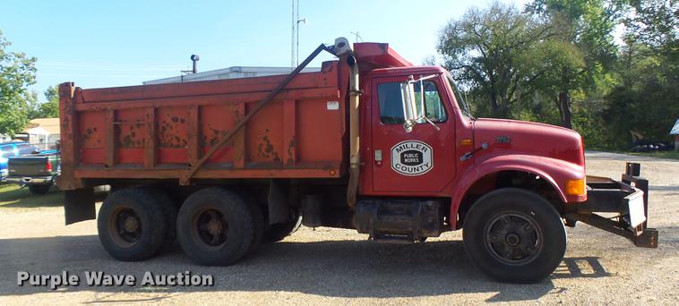 image for item DB1462 1997 International 4900 dump truck