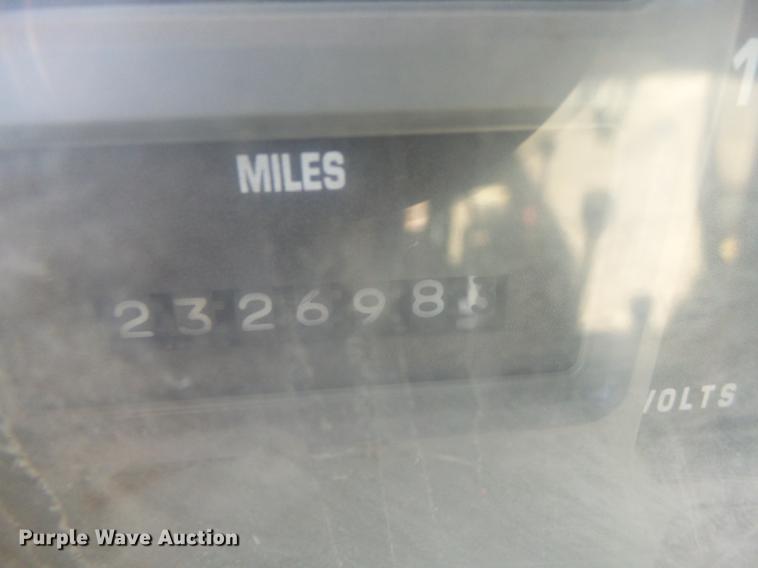 image for item DB1462 1997 International 4900 dump truck