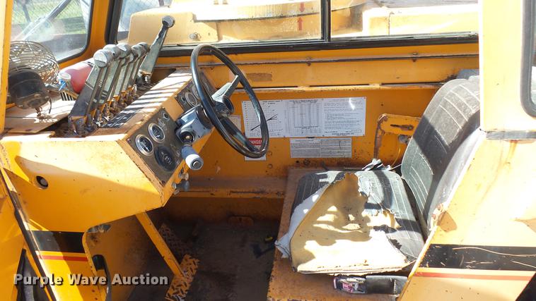 image for item DB3459 Broderson IC-200-2C crane