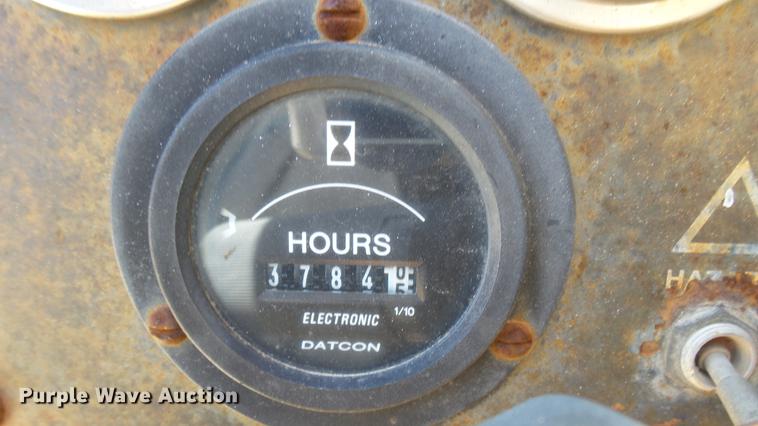 image for item DB3459 Broderson IC-200-2C crane