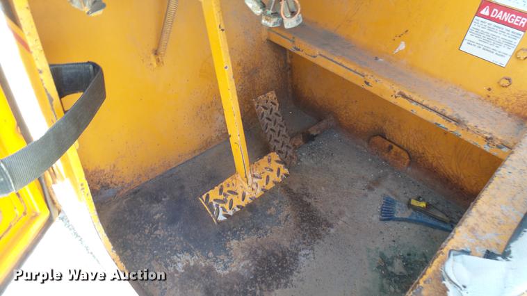 image for item DB3459 Broderson IC-200-2C crane