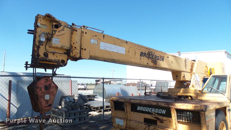 image for item DB3459 Broderson IC-200-2C crane