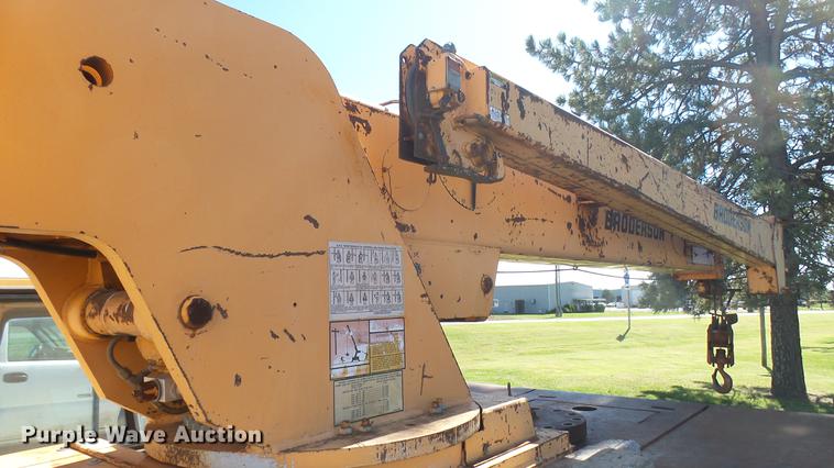 image for item DB3459 Broderson IC-200-2C crane