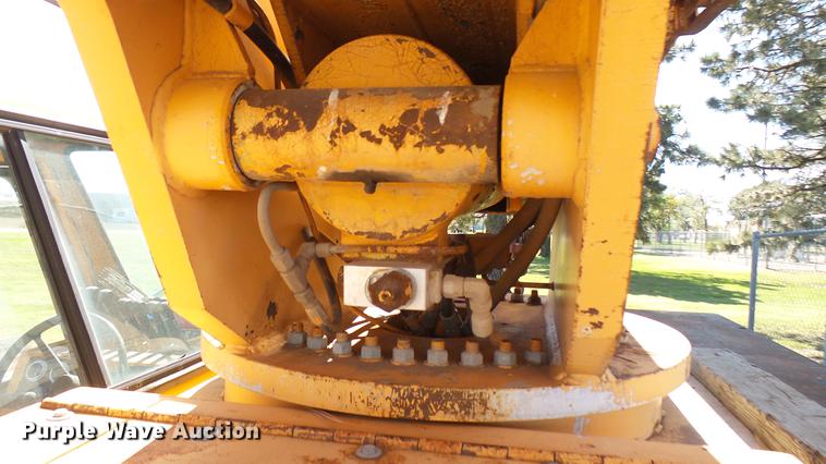 image for item DB3459 Broderson IC-200-2C crane