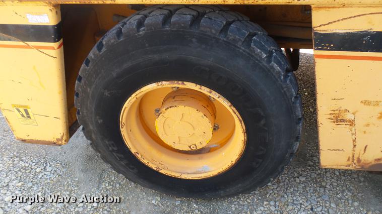 image for item DB3459 Broderson IC-200-2C crane