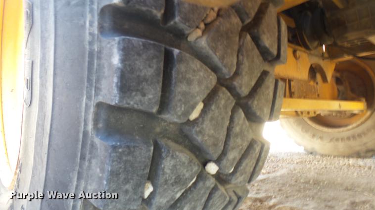 image for item DB3459 Broderson IC-200-2C crane