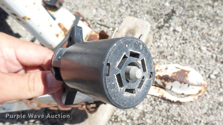 image for item DB3460 2001 CM enclosed cargo trailer