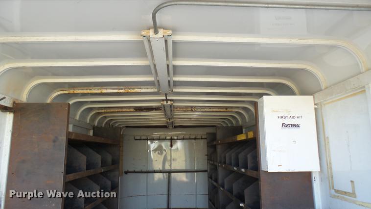image for item DB3460 2001 CM enclosed cargo trailer