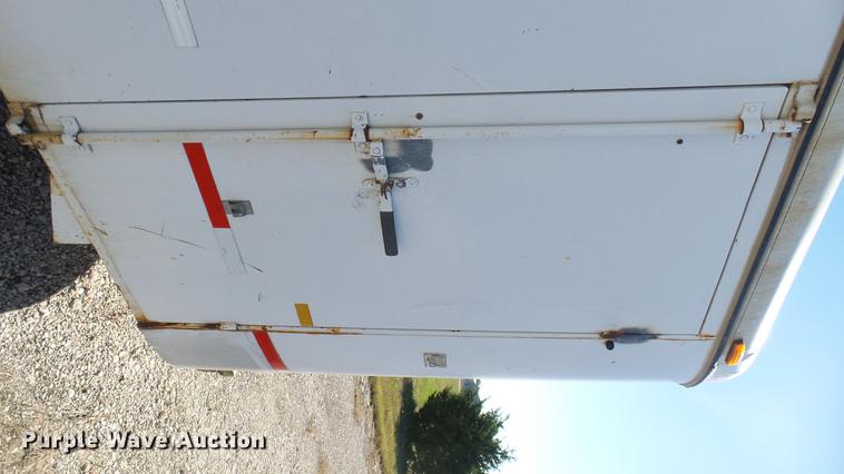 image for item DB3460 2001 CM enclosed cargo trailer