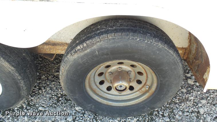 image for item DB3460 2001 CM enclosed cargo trailer