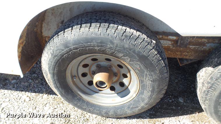 image for item DB3460 2001 CM enclosed cargo trailer