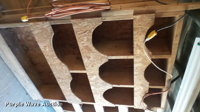 image for item DB3461 1994 Wells Cargo enclosed cargo trailer