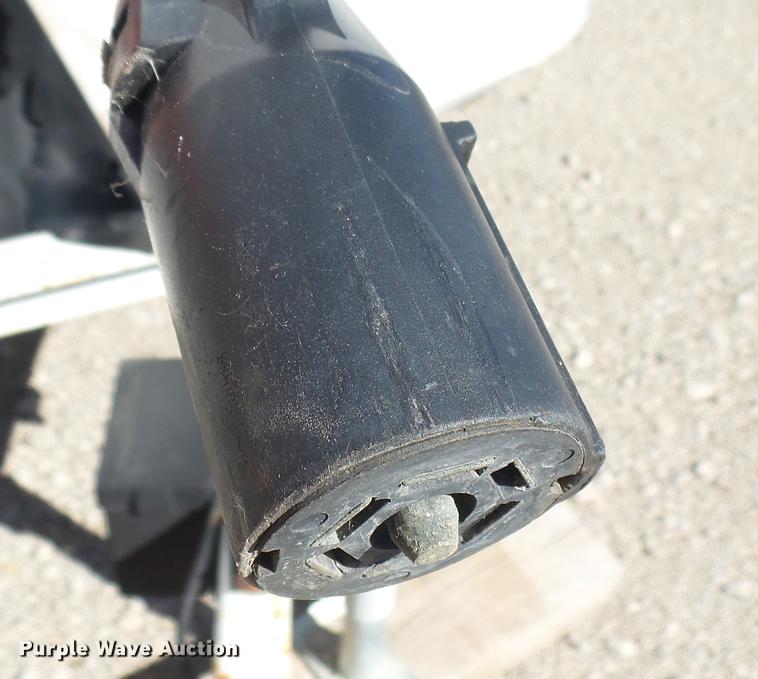 image for item DB3462 2001 CM enclosed cargo trailer