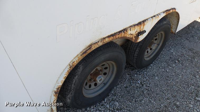 image for item DB3462 2001 CM enclosed cargo trailer