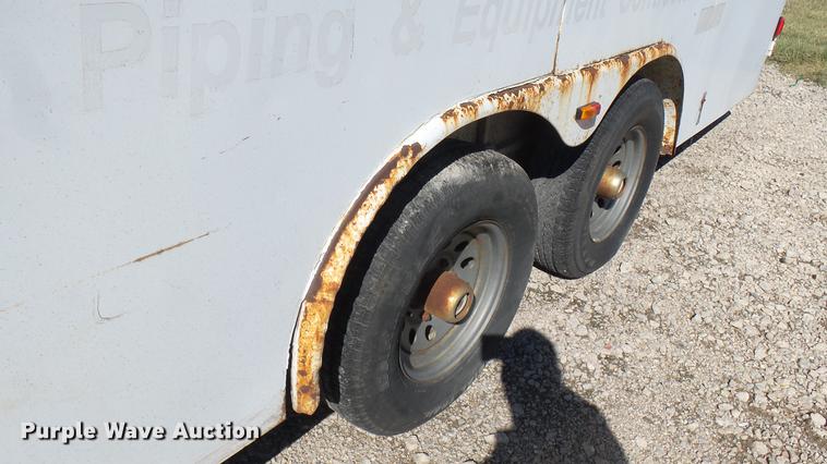 image for item DB3462 2001 CM enclosed cargo trailer