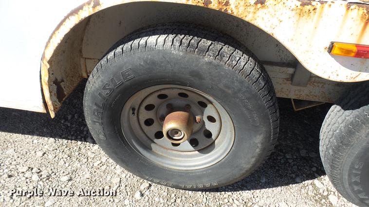 image for item DB3462 2001 CM enclosed cargo trailer