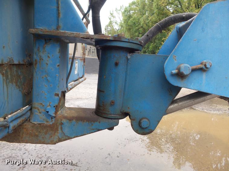 image for item DB6383 1996 Genie S-60 boom lift