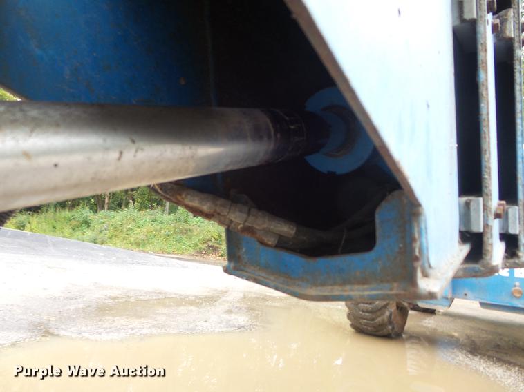 image for item DB6383 1996 Genie S-60 boom lift