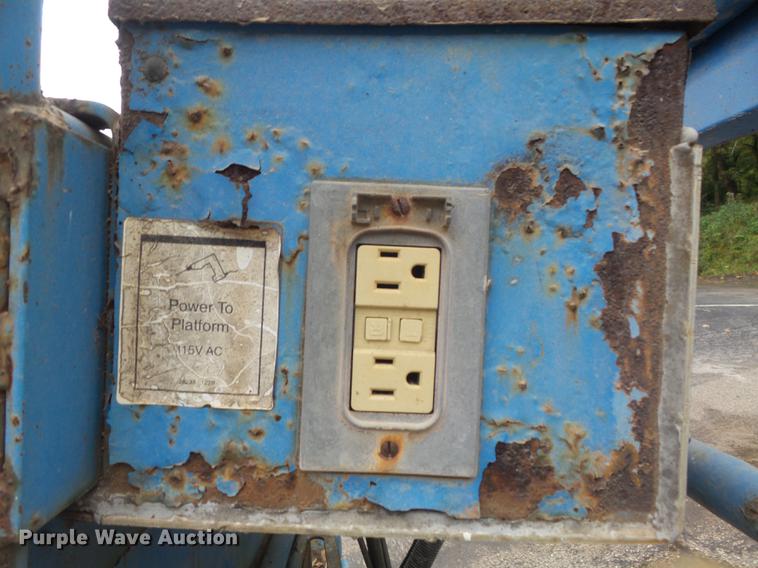 image for item DB6383 1996 Genie S-60 boom lift