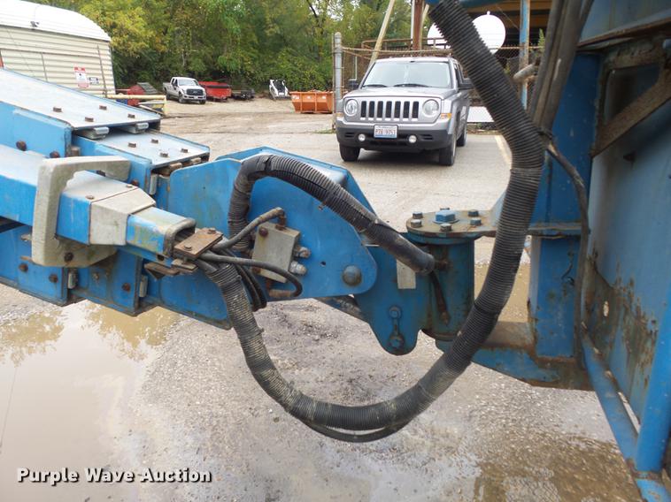 image for item DB6383 1996 Genie S-60 boom lift