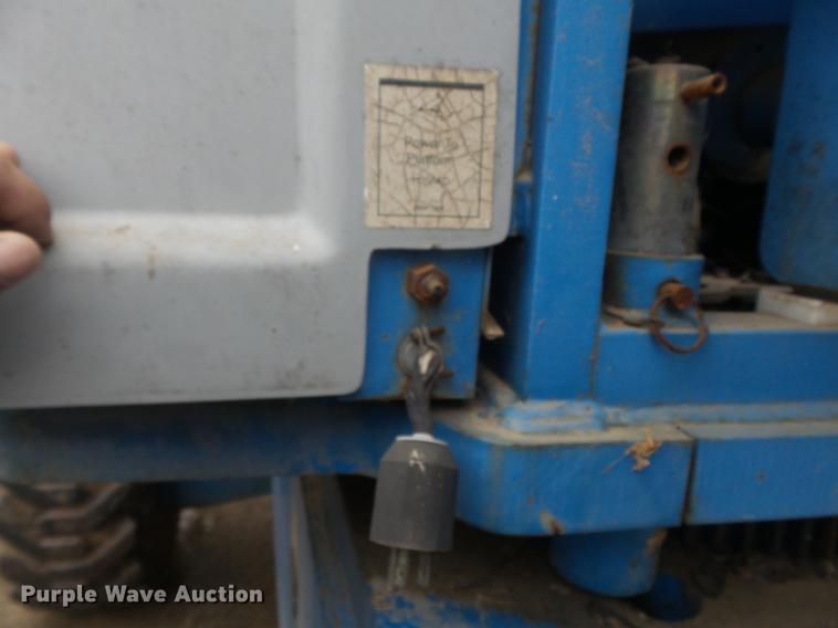 image for item DB6383 1996 Genie S-60 boom lift