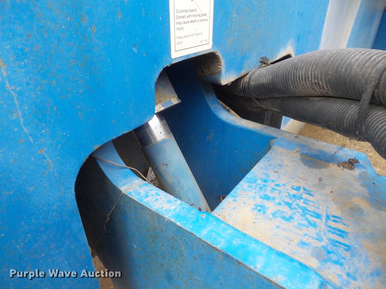 image for item DB6383 1996 Genie S-60 boom lift