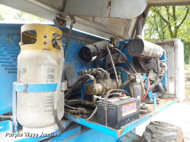 image for item DB6383 1996 Genie S-60 boom lift