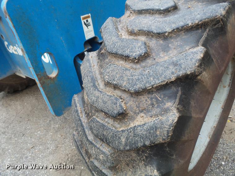 image for item DB6383 1996 Genie S-60 boom lift