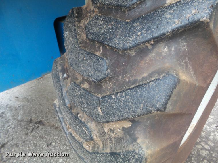 image for item DB6383 1996 Genie S-60 boom lift