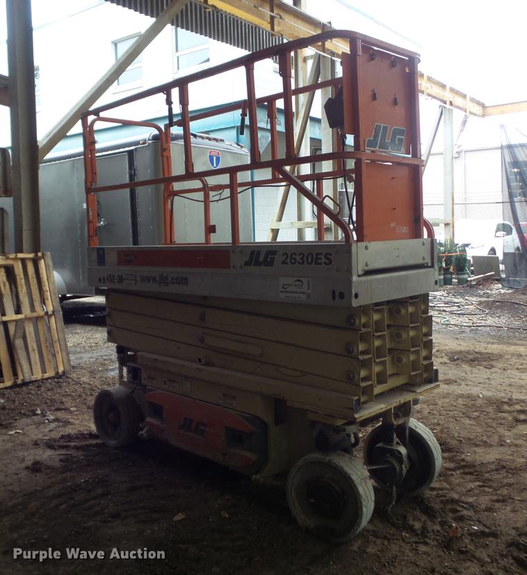 image for item DB6384 2005 JLG 2630ES scissor lift